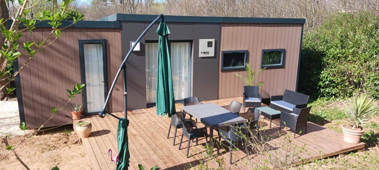 Camping Le Pigeonnier Saint-Crepin-et-Carlucet Exterior photo